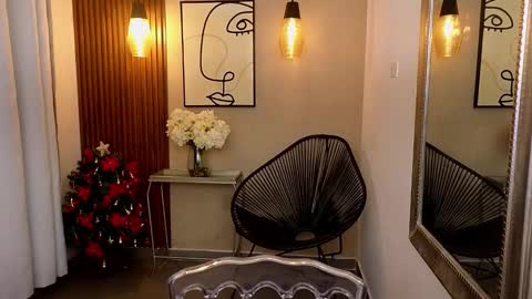 Snapshot of lia_mar_ chatting on December 1, 6:13 pm LIA online show from December 1, 6:13 pm