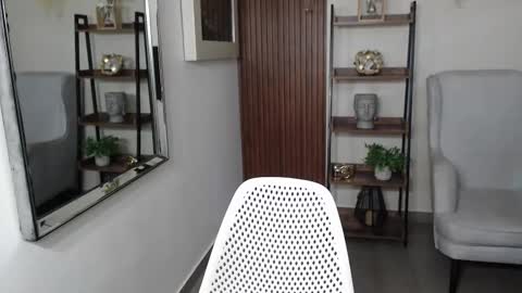 Snapshot of lia_mar_ chatting on December 14, 11:04 am LIA online show from December 14, 11:04 am