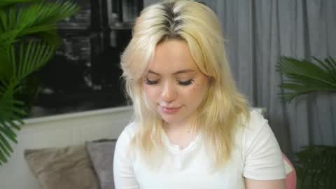 Cassie online show from March 12, 5:19 pm