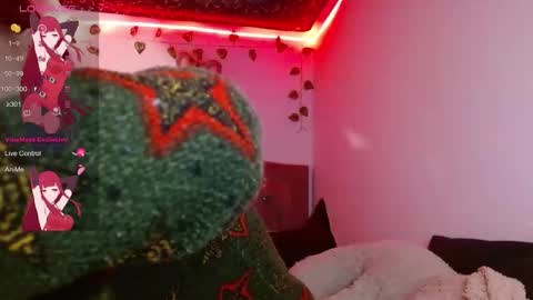 lia spicy   ig online show from November 28, 6:43 pm