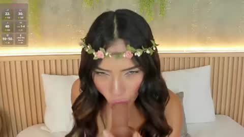 lia_montclair online show from July 10, 12:19 pm