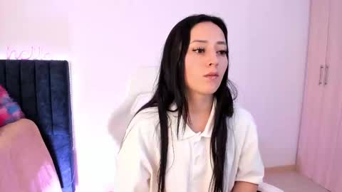 Snapshot of lia_queen610 chatting on January 6, 7:02 pm Little Queen Lia online show from January 6, 7:02 pm