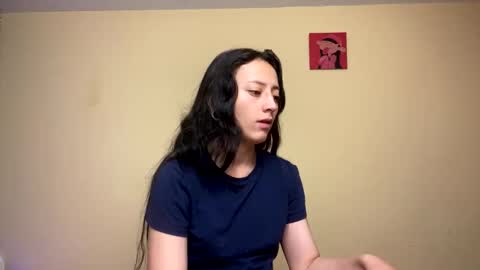 Snapshot of lia_queen610 chatting on February 26, 11:59 pm Little Queen Lia online show from February 26, 11:59 pm