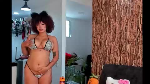 Snapshot of lia_rip01 chatting on October 26, 3:51 pm lia_rip01 online show from October 26, 3:51 pm