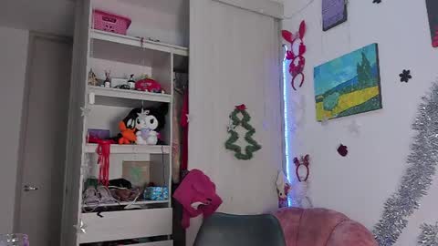 Snapshot of lia_rip01 chatting on June 21, 1:24 pm lia_rip01 online show from June 21, 1:24 pm