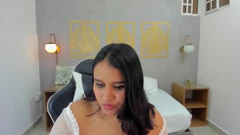 Snapshot of lia_sexx19 chatting on February 15, 5:19 am Lia online show from February 15, 5:19 am
