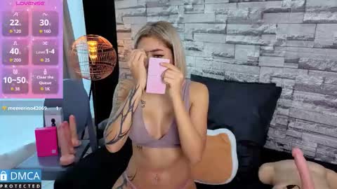 lia summer1 online show from November 28, 7:38 pm