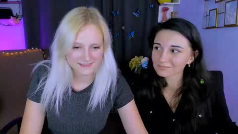 Snapshot of lia_sunset chatting on September 9, 4:50 pm Lia online show from September 9, 4:50 pm