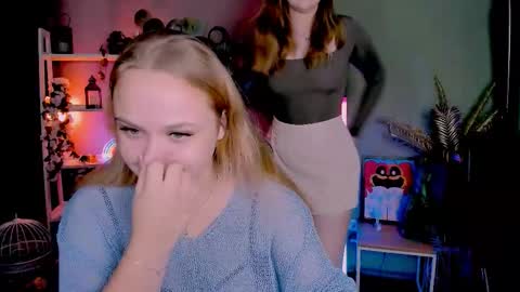 Snapshot of lia_sunset chatting on September 20, 7:15 pm Lia online show from September 20, 7:15 pm