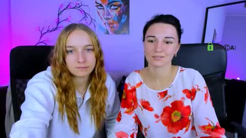 Snapshot of lia_sunset chatting on October 3, 12:24 pm Lia online show from October 3, 12:24 pm
