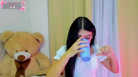 Lia Sweetty online show from April 29, 12:16 am