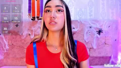 Snapshot of liaa_18 chatting on October 29, 4:59 am Liaa online show from October 29, 4:59 am