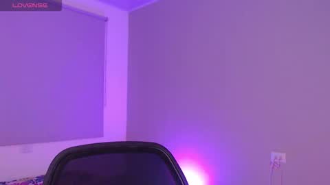   lia  online show from November 1, 2:46 am