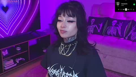 Liaa  online show from January 19, 2:25 am