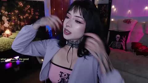 Snapshot of liaa_rodriguezz chatting on January 6, 12:36 am Liaa online show from January 6, 12:36 am