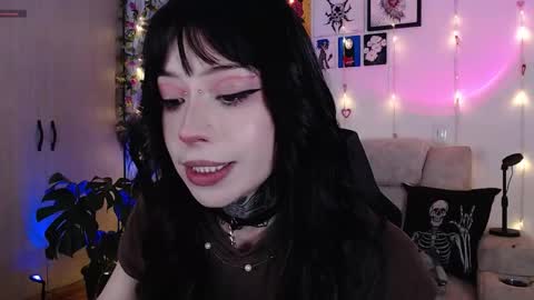 Snapshot of liaa_rodriguezz chatting on March 25, 11:00 pm Liaa online show from March 25, 11:00 pm