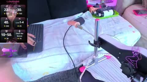 Liaa online show from October 13, 2:55 am