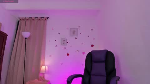 Snapshot of liaamoretzz chatting on May 22, 11:10 pm liaa moretzz online show from May 22, 11:10 pm