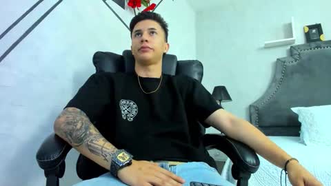 Liam Smith online show from November 20, 12:27 pm