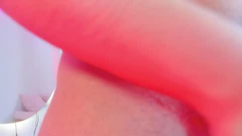 Snapshot of liacampbell__ chatting on April 29, 5:30 pm La online show from April 29, 5:30 pm
