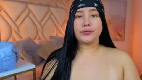 Lia Cox online show from July 20, 8:33 pm