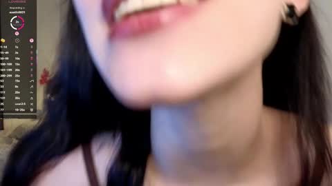 Snapshot of liaglamour chatting on November 12, 8:59 am Lia online show from November 12, 8:59 am