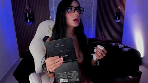 Liah online show from April 18, 11:58 am