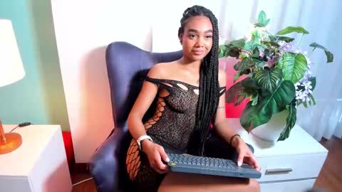 Liah Grey online show from March 25, 9:10 pm