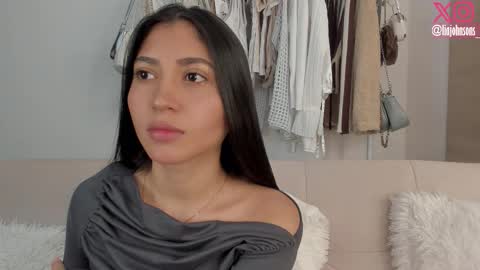 Snapshot of liajohnsons_ chatting on March 3, 2:07 am Lia Johnsons online show from March 3, 2:07 am