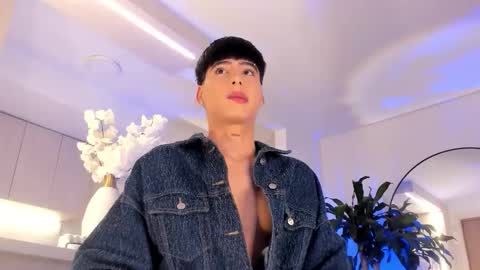 Liam online show from March 15, 3:23 am