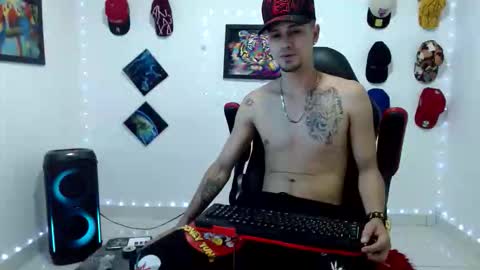 Andres online show from February 10, 9:19 pm