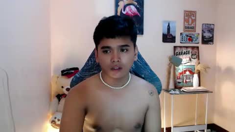 liam_anthonyxx online show from October 15, 4:29 pm