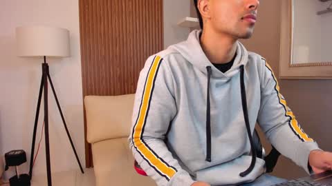 Snapshot of liam_colliins chatting on January 21, 11:35 am Liam Collins online show from January 21, 11:35 am