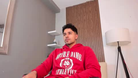 Snapshot of liam_colliins chatting on February 12, 11:40 am Liam Collins online show from February 12, 11:40 am