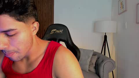 Snapshot of liam_colliins chatting on September 18, 11:45 am Liam Collins online show from September 18, 11:45 am