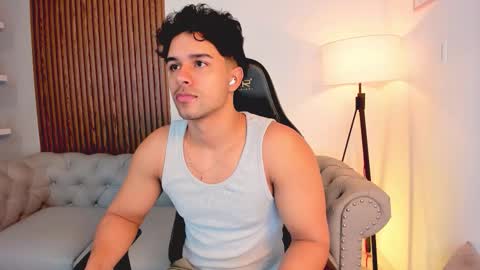 Snapshot of liam_colliins chatting on November 12, 11:54 am Liam Collins online show from November 12, 11:54 am