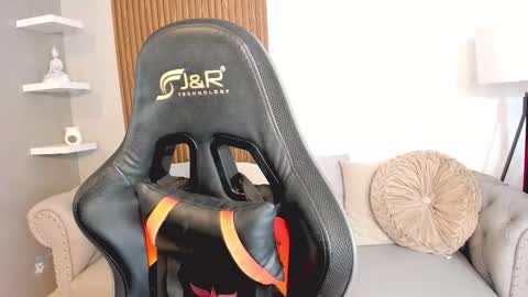 Snapshot of liam_colliins chatting on November 22, 11:53 am Liam Collins online show from November 22, 11:53 am