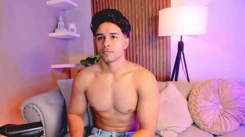 Snapshot of liam_colliins chatting on November 26, 11:55 am Liam Collins online show from November 26, 11:55 am