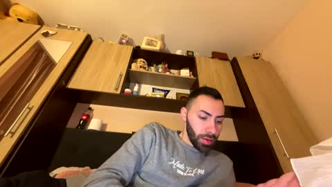 Snapshot of liam_daniel chatting on February 5, 7:02 am Liam online show from February 5, 7:02 am