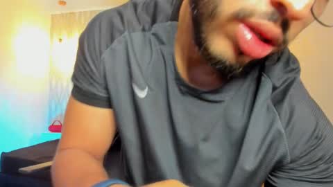 LIAM KLEIN online show from January 13, 11:37 am