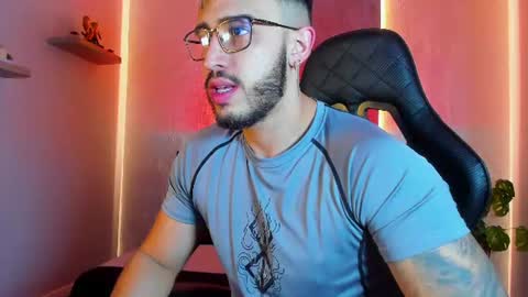 LIAM KLEIN online show from July 4, 11:16 am