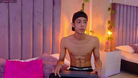 Liam Mercury  online show from May 29, 8:07 pm
