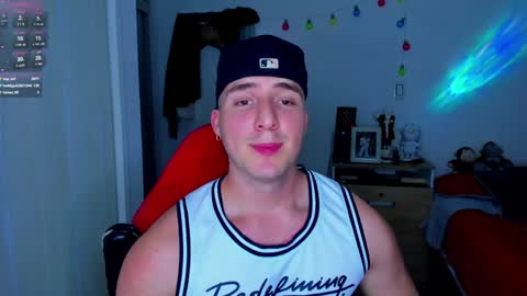 Snapshot of liam_oficial chatting on December 12, 6:47 am liam online show from December 12, 6:47 am