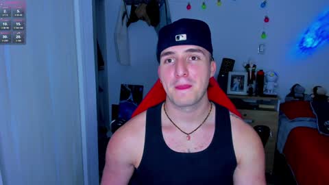 Snapshot of liam_oficial chatting on December 16, 4:55 am liam online show from December 16, 4:55 am