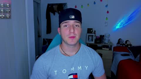 Snapshot of liam_oficial chatting on January 12, 3:28 am liam online show from January 12, 3:28 am