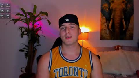 Snapshot of liam_oficial chatting on February 28, 4:43 am liam online show from February 28, 4:43 am