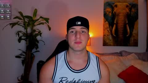 Snapshot of liam_oficial chatting on March 6, 3:57 am liam online show from March 6, 3:57 am