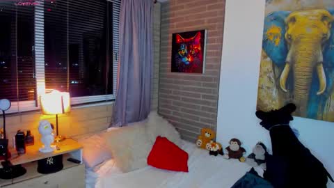 liam online show from March 16, 2:50 am