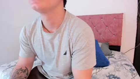 Snapshot of liam_saint chatting on June 29, 1:11 pm Call me Lian online show from June 29, 1:11 pm