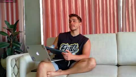 Liam online show from July 30, 9:47 pm